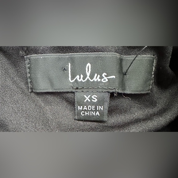 NWT Lulu’s Short Sleeve Taking a Shine Black Sequin Tiered Babydoll Mini Dress - Picture 11 of 11